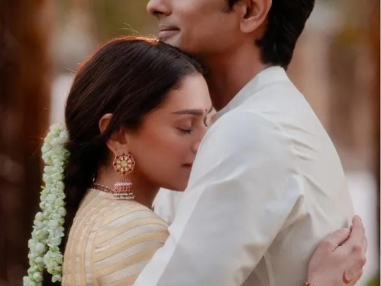 Aditi Rao Hydari and Siddharth marry in a private ceremony.jpg