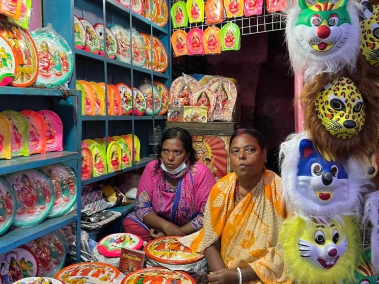Shankhari Bazar: The street that transforms for Durga Puja