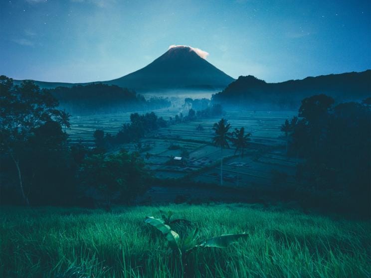 Bali   7 villages to visit around the world before everyone else ruins them!     aron-visuals-lsfupfe9vke-unsplash.jpg