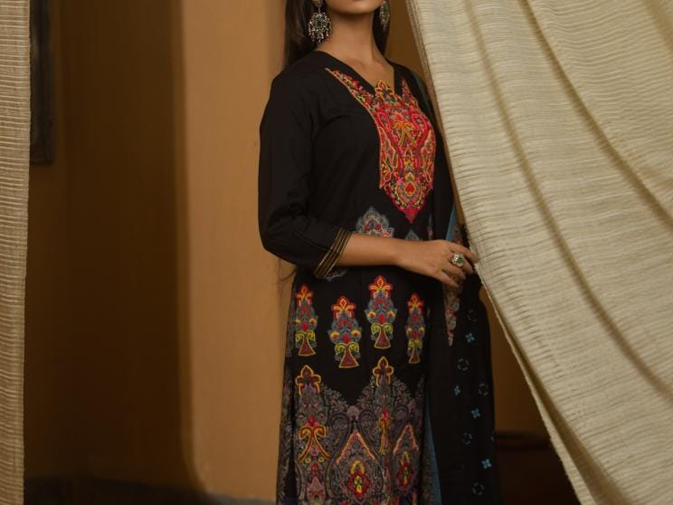 Sarees and Panjabis: Embracing Bangladeshi culture through fashion   