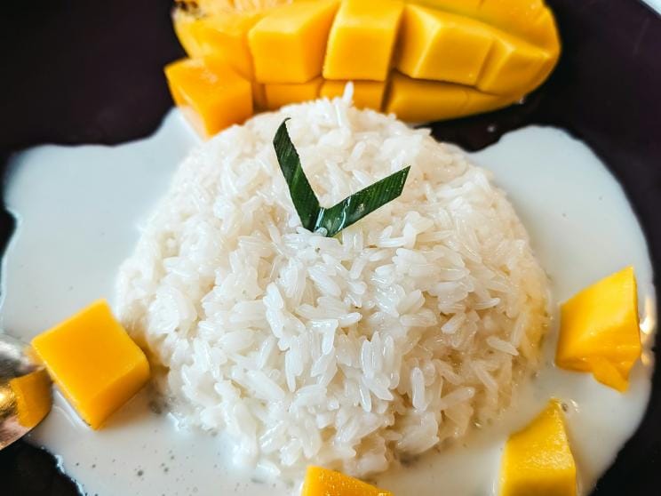 mango rice   markus-winkler-_tqj6zf5zhm-unsplash.jpg