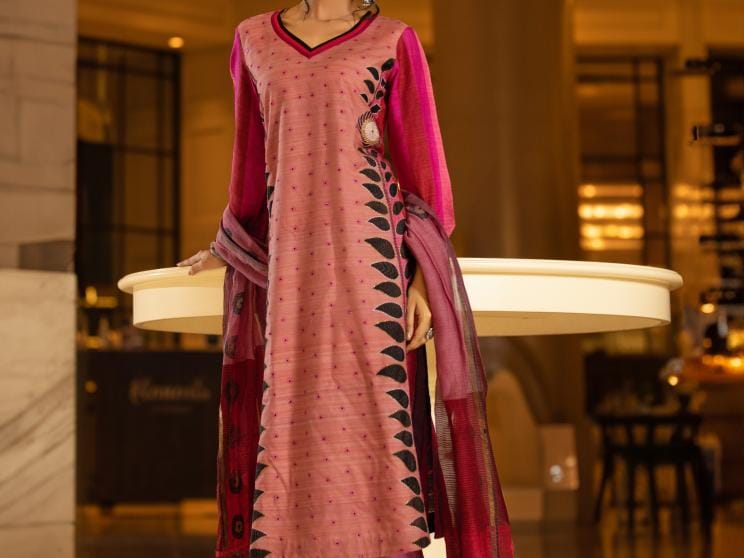 Light fabrics, bold prints: Summer 2025 fashion trends