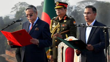 swears-in-Tarique-Rahman.jpg