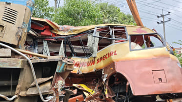bus-train-collision-cumilla.jpg