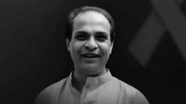 Mohammad Asghar Umpire.jpg