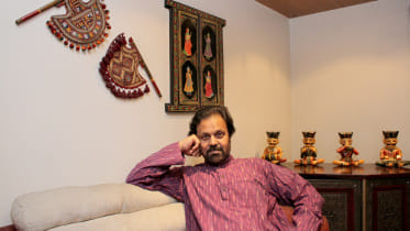 Tariq Anam Khan 
