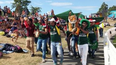 Bangladesh fans cheer