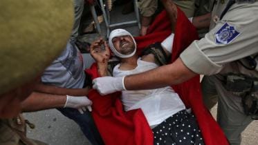 16 Hindu pilgrims killed