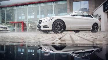 2015 Mercedes benz C250 for Shift.jpg