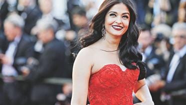 Aishwarya Rai Bachchan birthday party picture