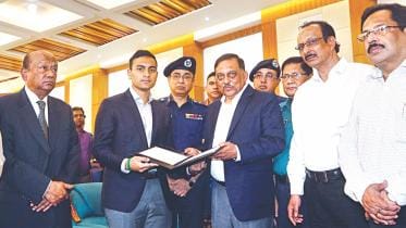 Asaduzzaman Khan Kamal