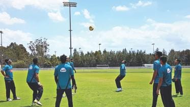 bangladesh team in aus.jpg