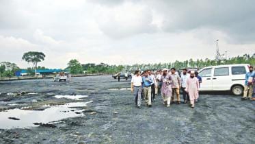 Barapukuria coal mine yard.jpg