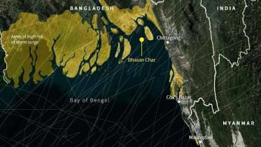 Lighter vessel capsizes in Bay