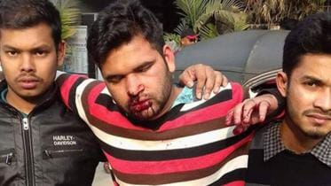 Attack on quota reformists at Dhaka University