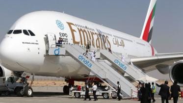 Emirates-flight.jpg