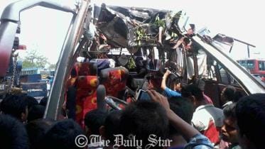 Faridpur-road-crash--1WB.jpg