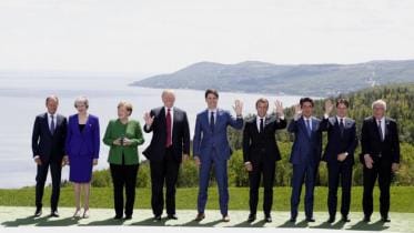 G7 summit group in Canada