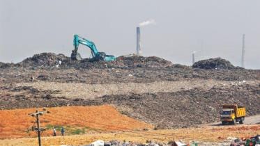 garbage piles up.jpg