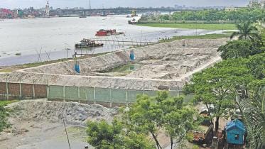 Illegal ecroachment upon the Buriganga riverbank