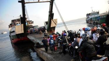 indonesia-ferry-afp-wb.jpg