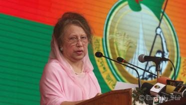 khaleda-amran-wb.jpg