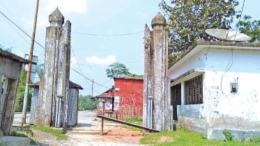 Lungla Station 1.jpg