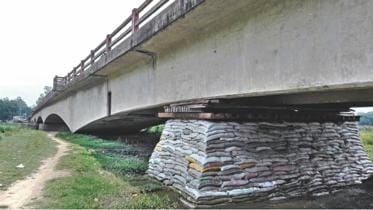 matamuhuri bridge 1.jpg