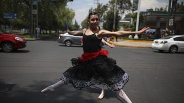 Mexico-ballet-1.jpg
