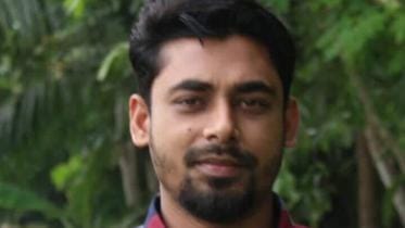 Militant jumps building