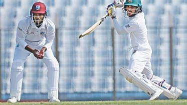 mominul breezy hundred.jpg