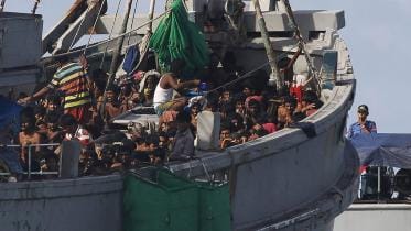 Myanmar-boat-migrants.jpg