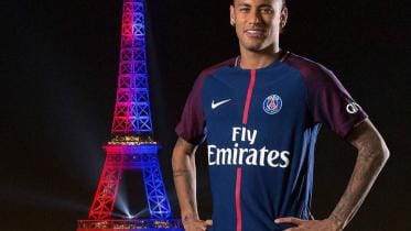 Neymar_Eiffel.jpg