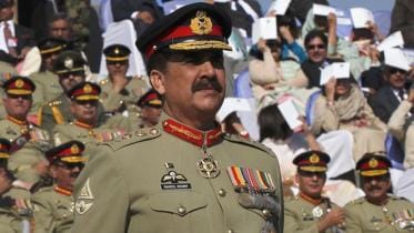 Pak army chief reuters.jpg