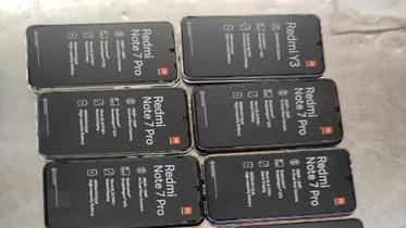 At least 100 mobile phone sets were seized from the Dhaka airport