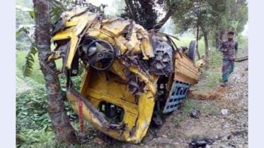 Maitree Express train hits truck