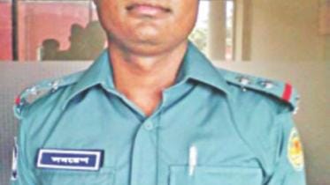 An example of honesty Sergeant Samaresh Mandal
