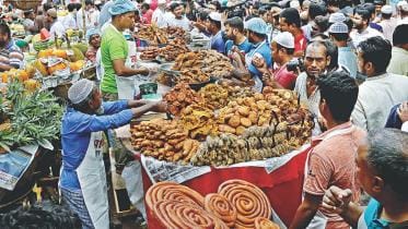 Chawkbazar Iftar Market in Old Dhaka