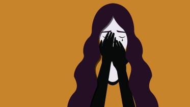 Molesting schoolgirl in Chittagong