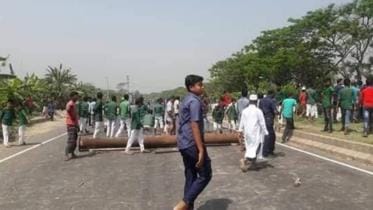 schoolgirls killed in Cumilla road accident