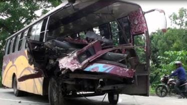 road crash bangladesh.jpg