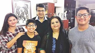 Prominent singer Runa Laila