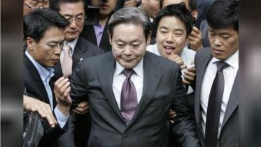 Samsung chairman 2.JPG