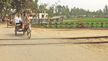 Santahar-Kaunia railway.jpg