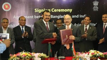 Sattelie signing ceremony.jpg