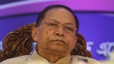 SK Sinha's appearance