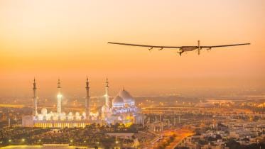 solar-powered-plane-Newb4.jpg