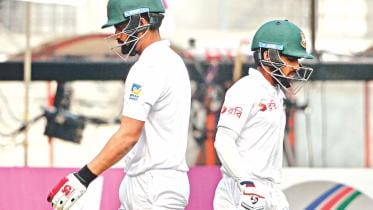 Tamim Iqbal-Mominul Haque 