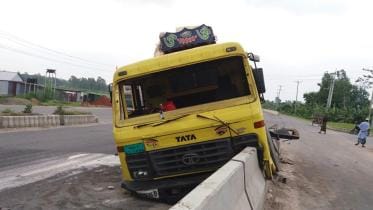 Tangail Road Accident .jpg