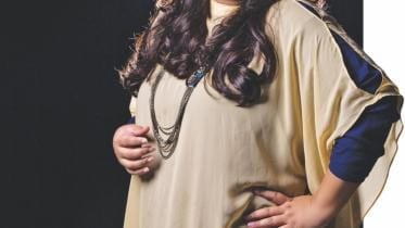 Talented Singer Tashfee